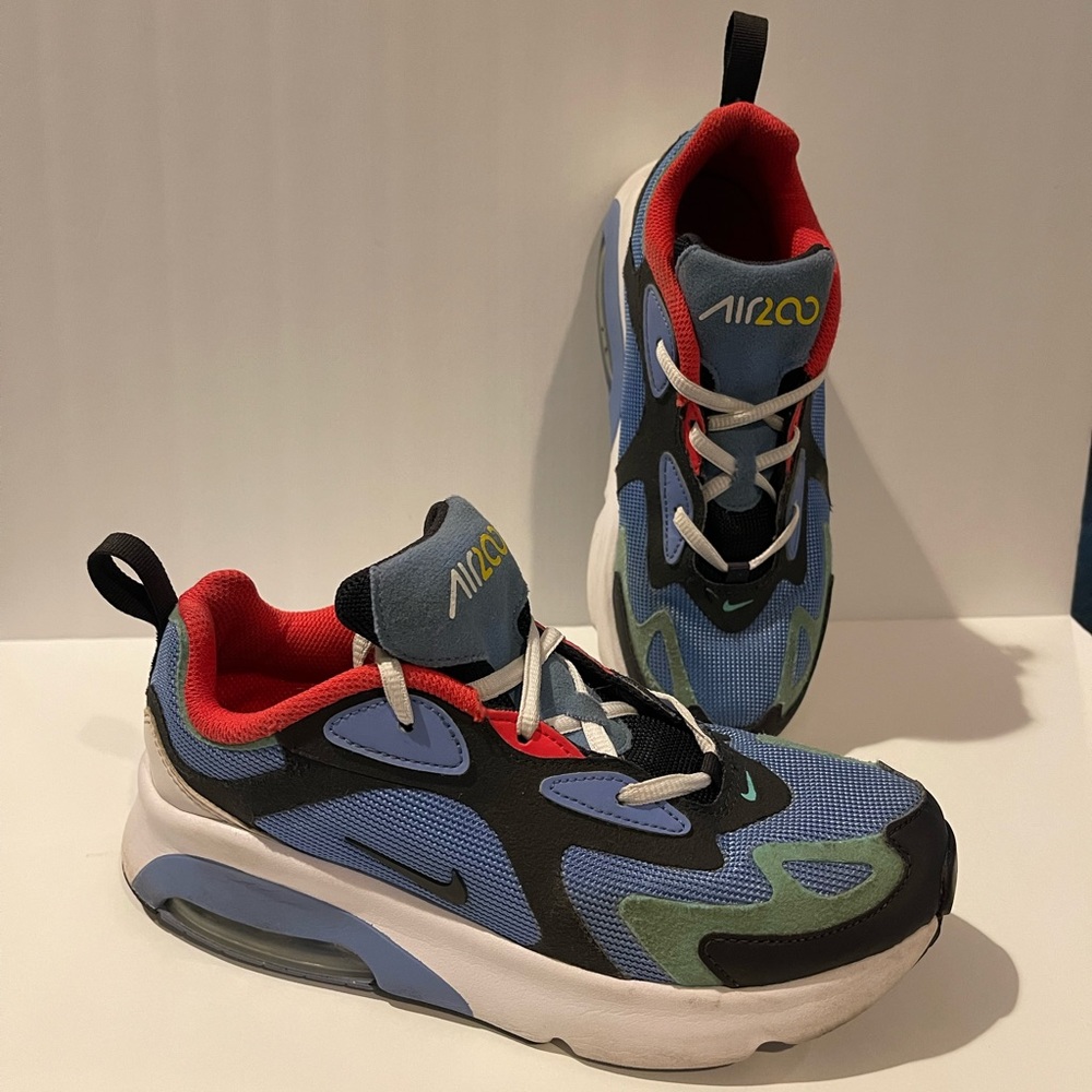 Nike Air 200 Size 3Y , Already Washed - Previously Worn